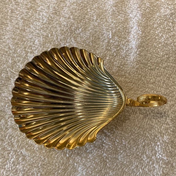 Other - Small 24 karat gold plated shell dish